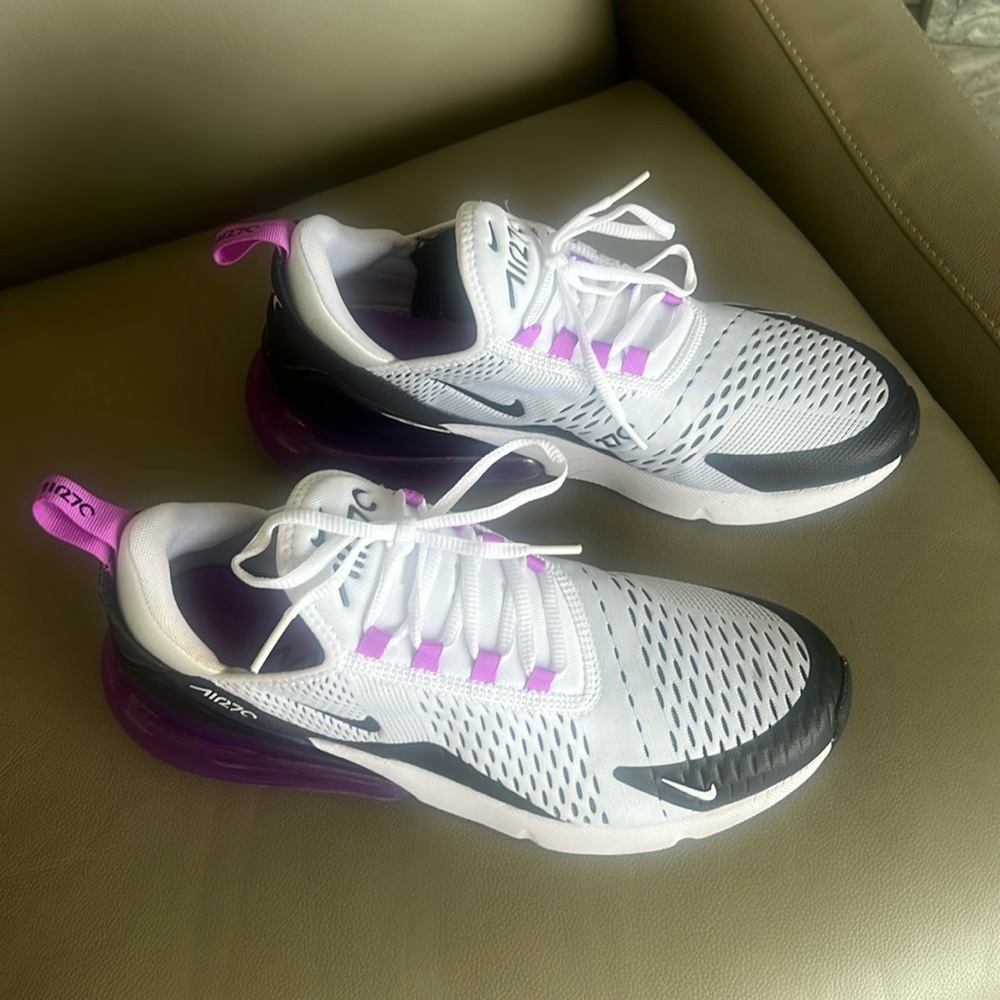 COPY - Women’s Nike Air Max 27C shoes